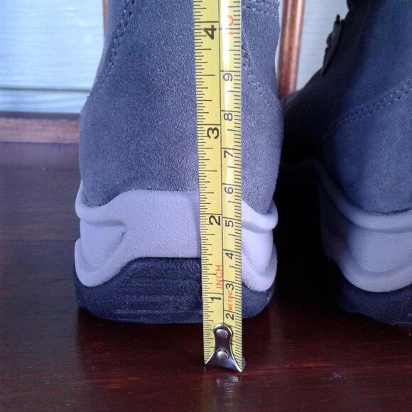 Clarks Wintry Women's Winter Boots size 5 - Picture 8 of 13